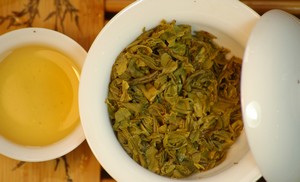 Заваренный би ло чунь Заваренный би ло чунь